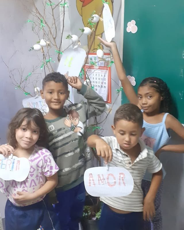 Projeto de Educação Complementar segue firme em abril, unindo aprendizado e ações práticas para um futuro mais sustentável