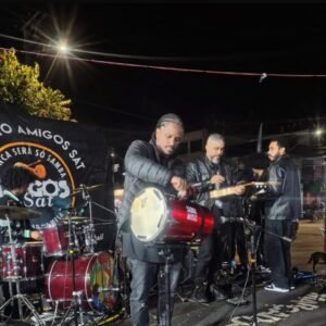 Evento de louvor e música reúne comunidade na Praça Maicon com apoio do Instituto Brasil + Social
